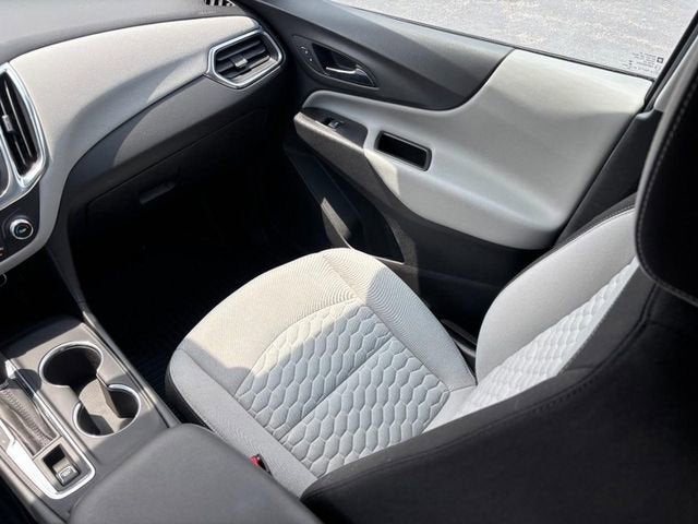 2020 Chevrolet Equinox LS - Photo 14
