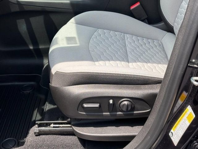 2020 Chevrolet Equinox LS - Photo 15
