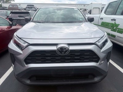 2025 Toyota RAV4 LE