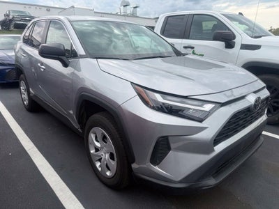 2025 Toyota RAV4 LE