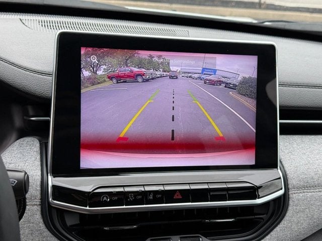 2023 Jeep Compass Latitude Lux FWD