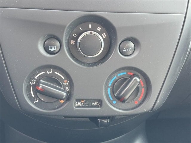 2019 Nissan Versa 1.6 S