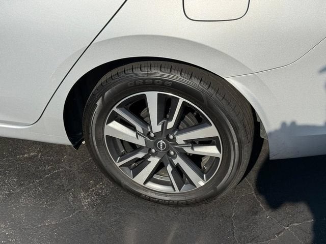 2024 Nissan Versa SV
