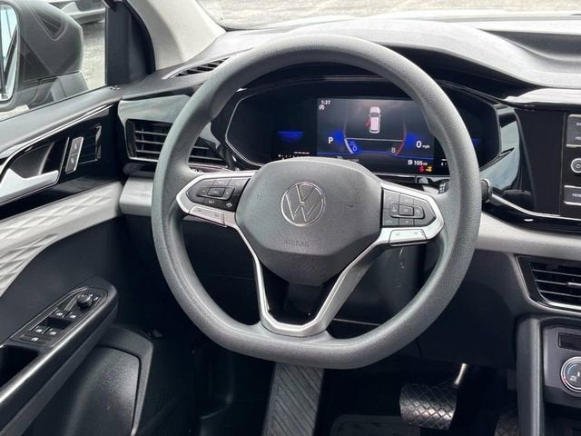 2022 Volkswagen Taos S - Photo 12