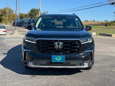 2023 Honda Pilot AWD Elite