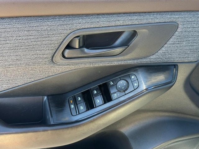 2023 Nissan Rogue S Intelligent AWD