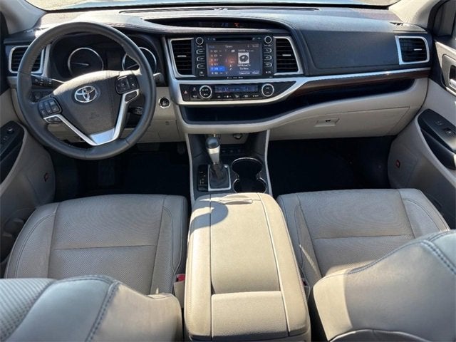 2016 Toyota Highlander Limited Platinum V6