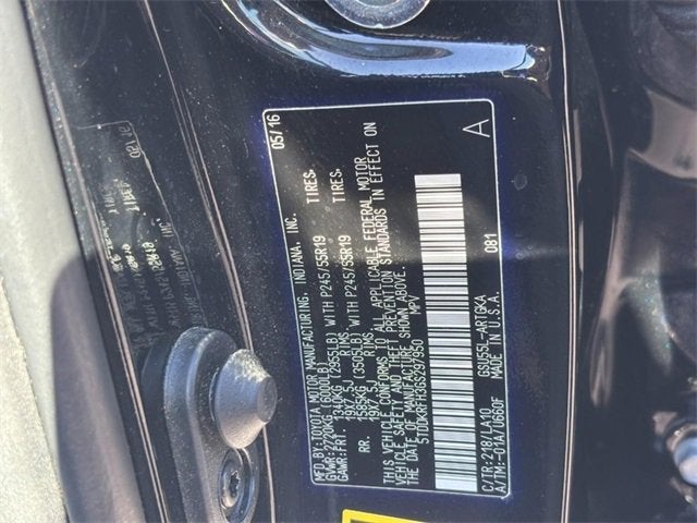 2016 Toyota Highlander Limited Platinum V6