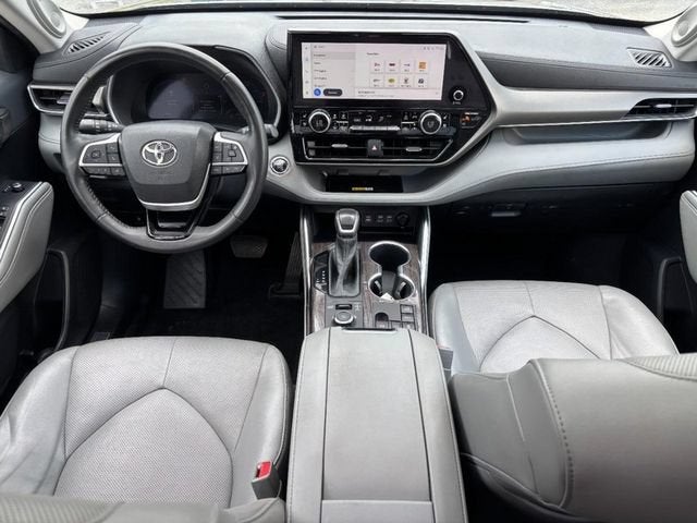 2023 Toyota Highlander Limited