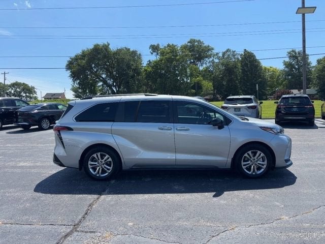 2023 Toyota Sienna XSE
