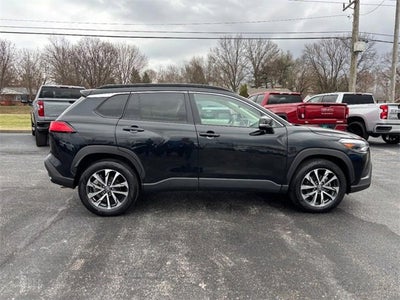 2024 Toyota Corolla Cross XLE