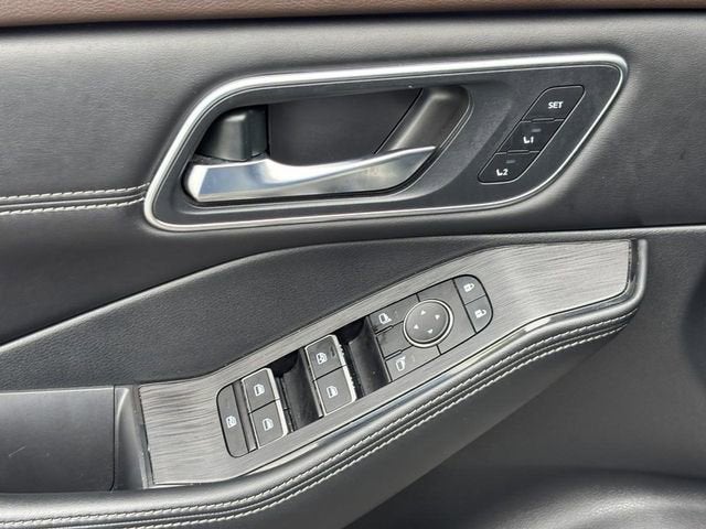 2023 Nissan Rogue Platinum Intelligent AWD