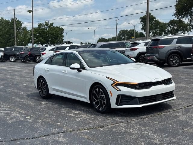 2025 Kia K5 EX