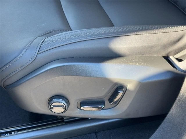 2025 Volvo XC90 Plus