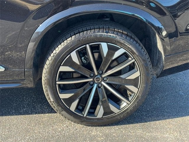 2025 Volvo XC90 Plus