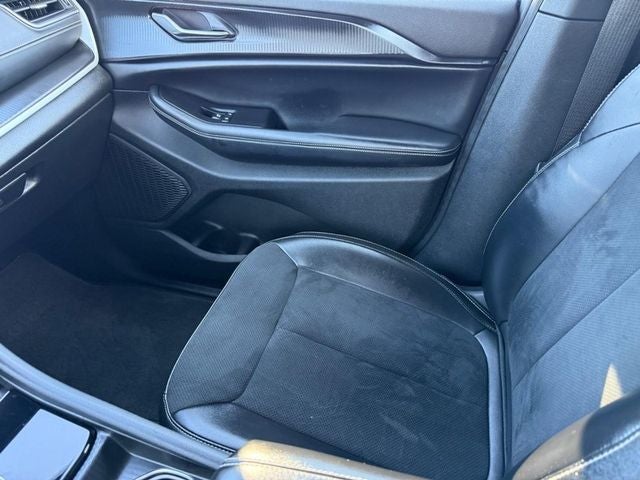 2024 Jeep Grand Cherokee Altitude *ONE OWNER*