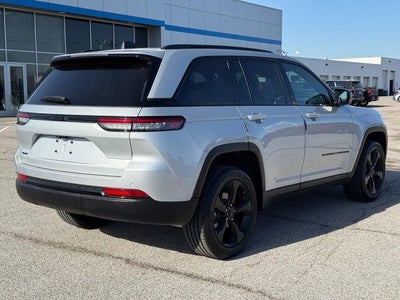 2024 Jeep Grand Cherokee Altitude *ONE OWNER*