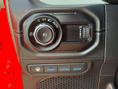 2025 Jeep Wrangler Sahara 4xe *ONE OWNER*