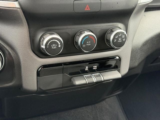 2022 RAM 1500 Big Horn/Lone Star *ONE OWNER*