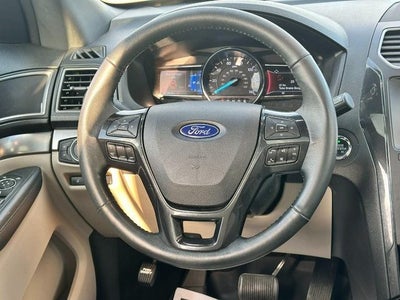 2019 Ford Explorer XLT *SUNROOF & LEATHER*