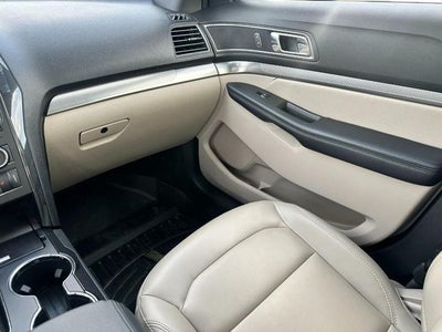 2019 Ford Explorer XLT *SUNROOF & LEATHER*