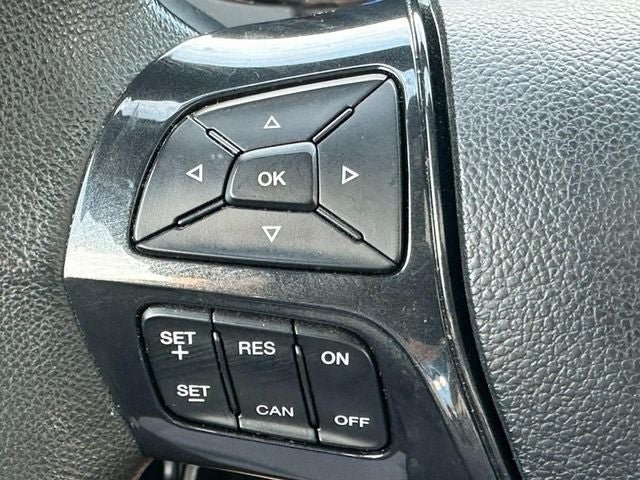 2019 Ford Explorer XLT *SUNROOF & LEATHER*