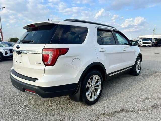 2019 Ford Explorer XLT *SUNROOF & LEATHER*