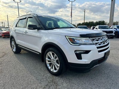 2019 Ford Explorer XLT *SUNROOF & LEATHER*
