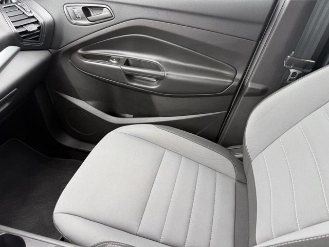 2017 Ford Escape S *ONE OWNER*