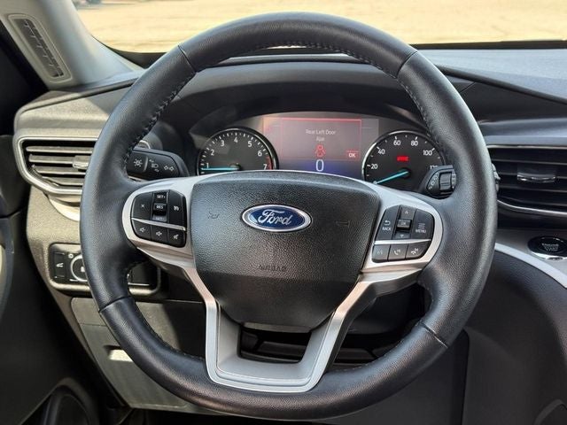2023 Ford Explorer XLT *ONE OWNER*