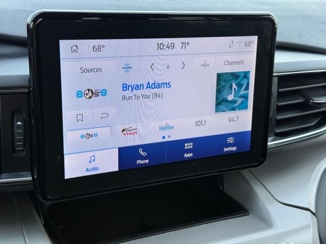 2023 Ford Explorer XLT *ONE OWNER*