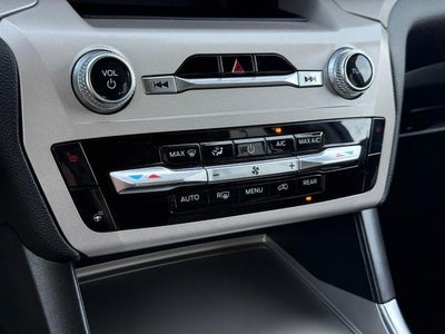 2023 Ford Explorer XLT *ONE OWNER*