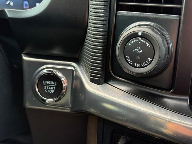 2025 Ford F-150 King Ranch *SUNROOF LOADED ONE OWNER*