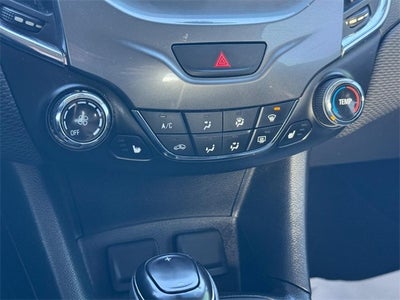 2017 Chevrolet Cruze LT ON