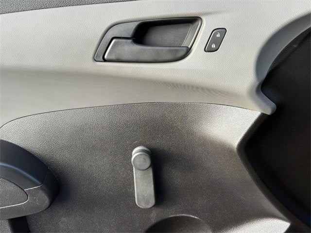 2017 Chevrolet Sonic LS