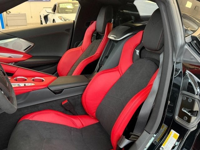 2027 Chevrolet Corvette Stingray 2LT