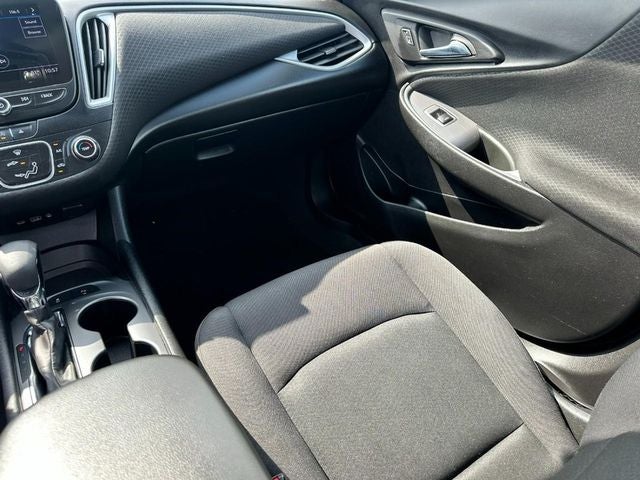 2024 Chevrolet Malibu LS