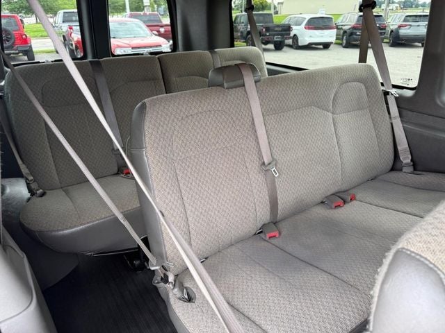 2023 Chevrolet Express 3500 LS *ONE OWNER* Passenger