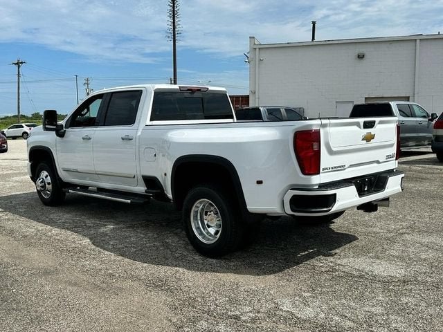 2026 Chevrolet Silverado 3500 HD High Country DRW