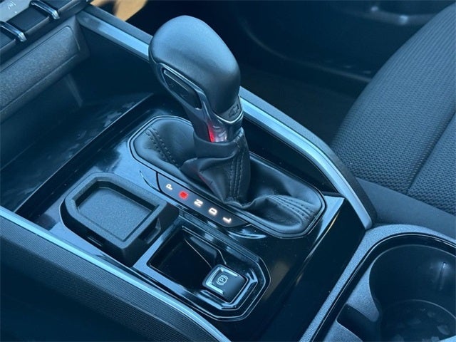 2024 Chevrolet Colorado LT *ONE OWNER*