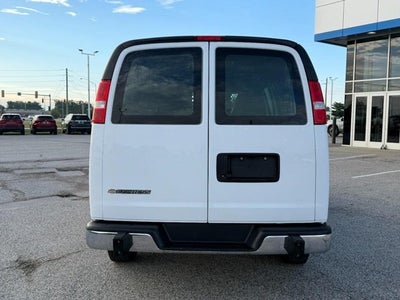 2025 Chevrolet Express Cargo WT