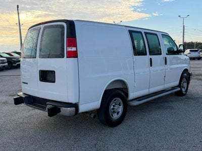 2025 Chevrolet Express Cargo WT
