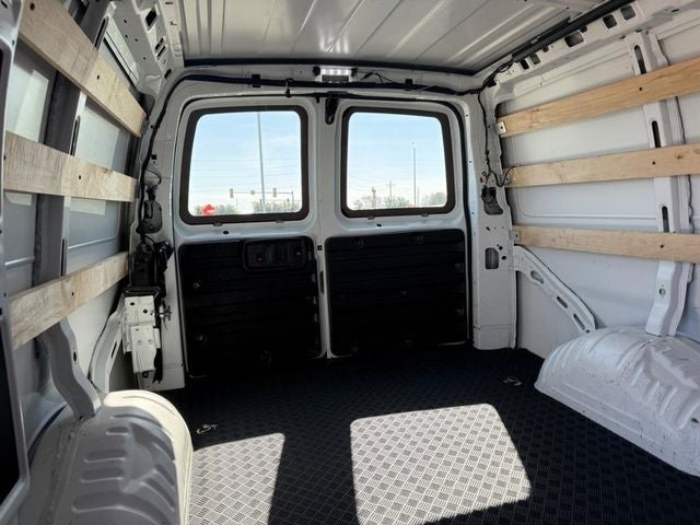 2024 Chevrolet Express 2500 Work Van Cargo