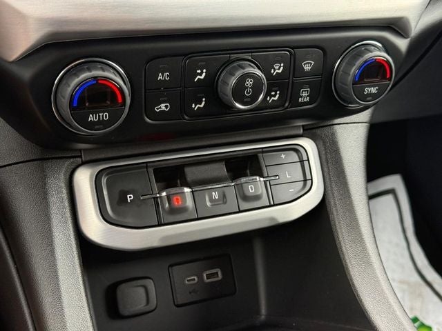 2023 GMC Acadia SLE *ONE OWNER*