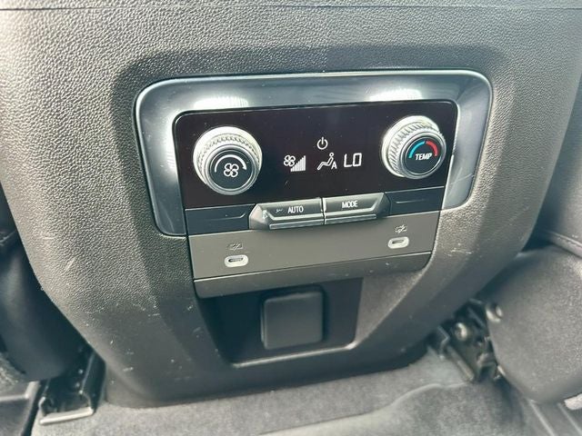 2023 GMC Yukon SLT *SUNROOF LEATHER ONE OWNER*