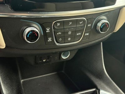 2023 Chevrolet Traverse LS *ONE OWNER*