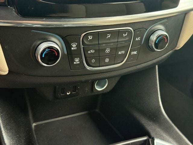 2023 Chevrolet Traverse LS *ONE OWNER*