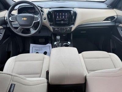 2023 Chevrolet Traverse LS