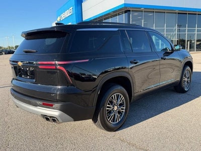 2024 Chevrolet Traverse LT