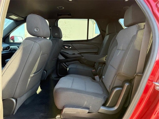 2023 Chevrolet Traverse LT INCOMING